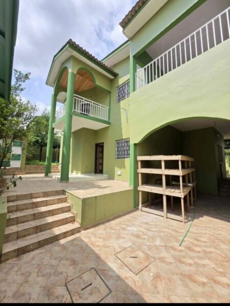 Duplex à louer Feh Kessé