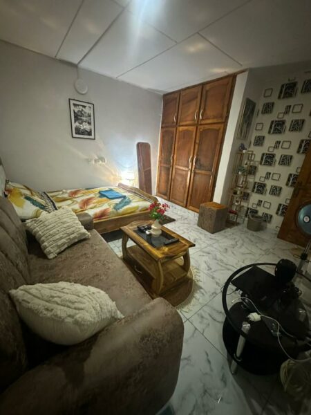 Studio meublée à louer à Bouaké