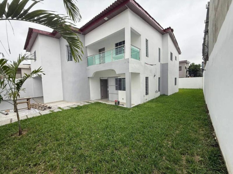 Duplex à louer à Bingerville