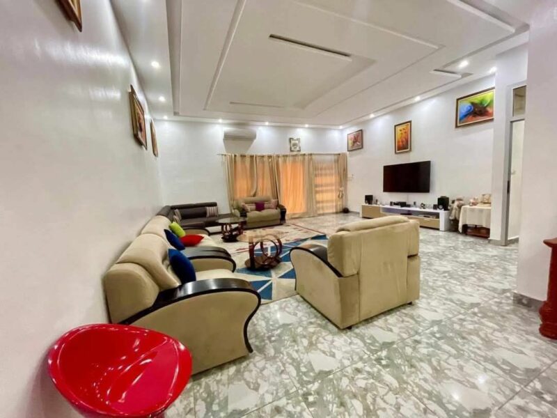 Villa 6 pièces à louer Riviera Bonoumin