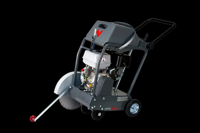 Scie à sol à louer