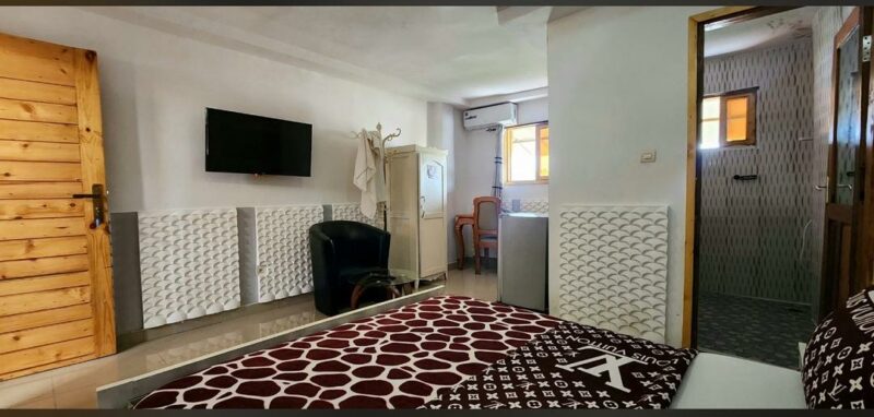 Chambre à louer à Bassam