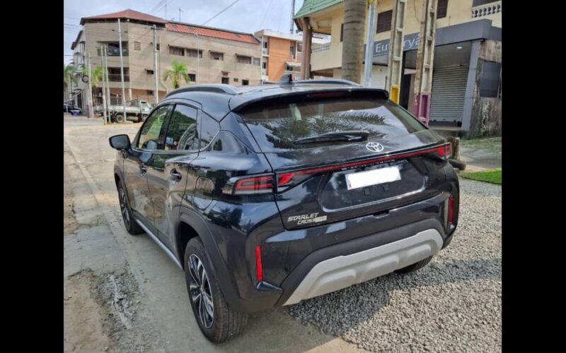 Location d'une Toyata Starlet Cross 2025