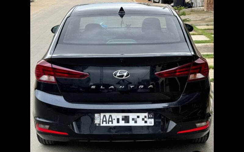 Location d'une Hyundai Elantra 2020