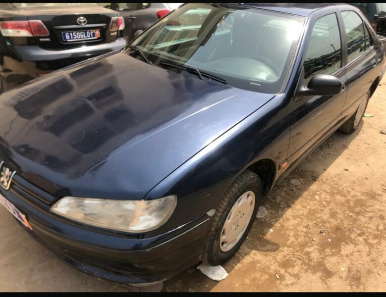 Location d'une Peugeot 407 Manuelle