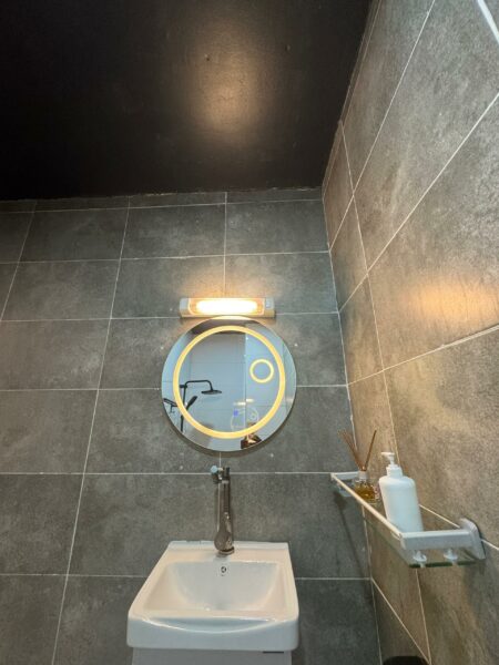 Location d'un Studio haut standing à Angré