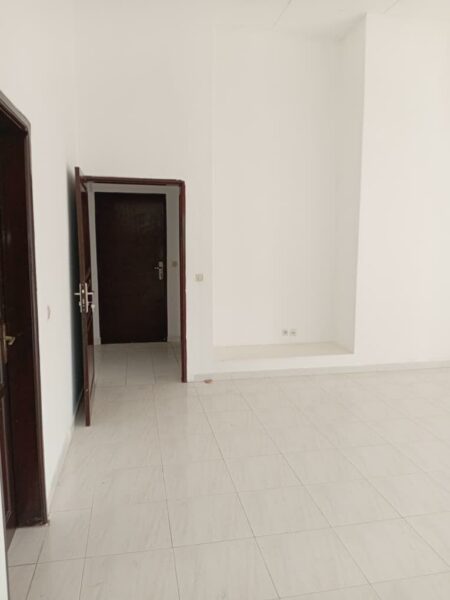 Villa 5 pièces à louer à Bassam