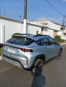 Location d'une Suzuki Fronx grise