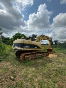 Location d'une pelle hydraulique sur Abidjan