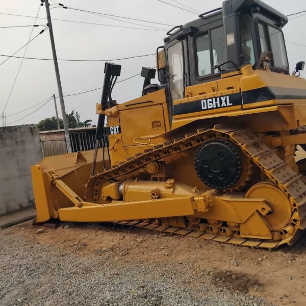 Location d'un Bulldozer D6 sur Abidjan