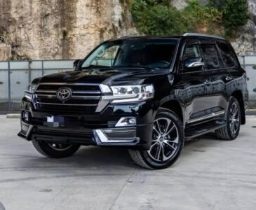 Location d'une Toyota land cruiser sur Abidjan