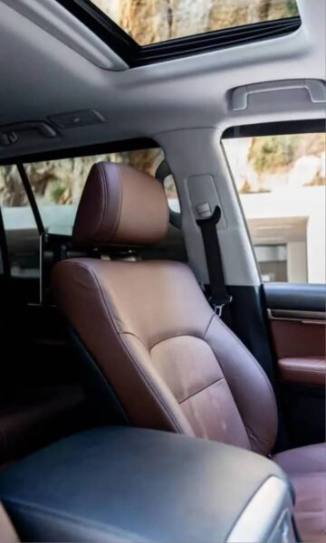 Location d'une Toyota land cruiser sur Abidjan