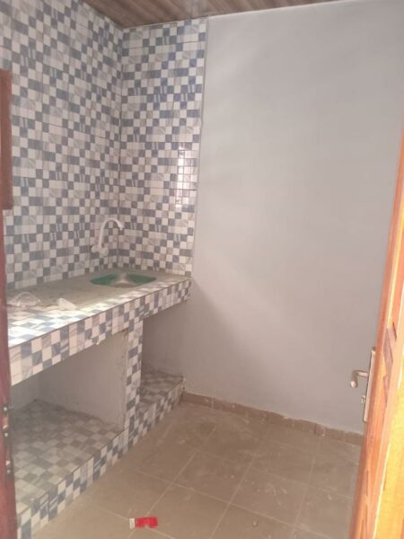 Location d'un Studio sur N'Dotré