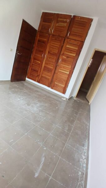 Location d'une Villa Duplex 4 pièces à Cocody Abata