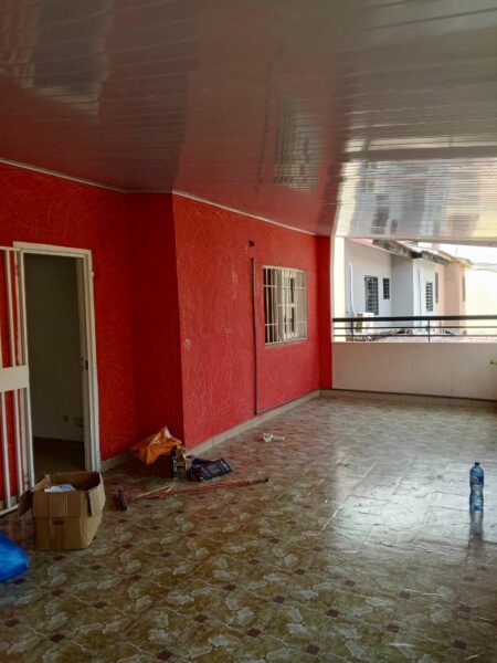 Location d'une Villa Duplex de 5 pièces à Cocody