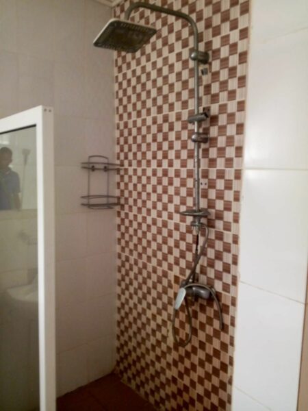 Location d'une Villa Duplex de 5 pièces à Cocody