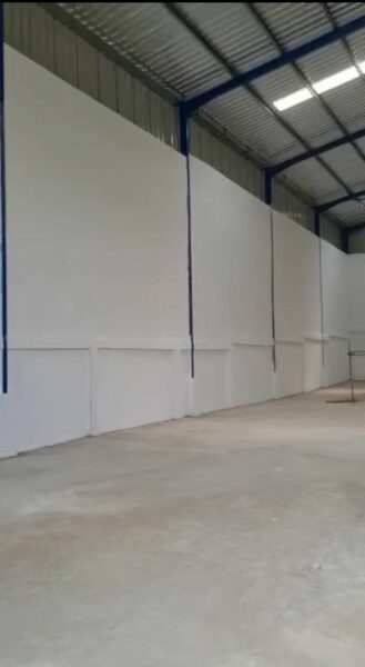 Entrepôt à louer sur abatta