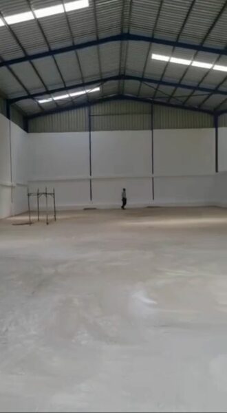 Entrepôt à louer sur abatta