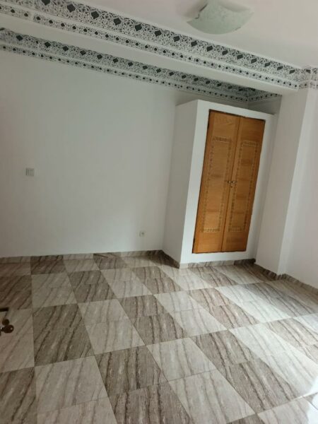 Location d'un appartement 3 pièces sur Angré