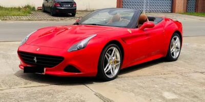 Location d'une Ferrari California