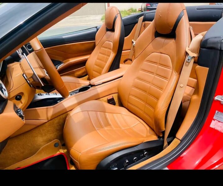 Location d'une Ferrari California