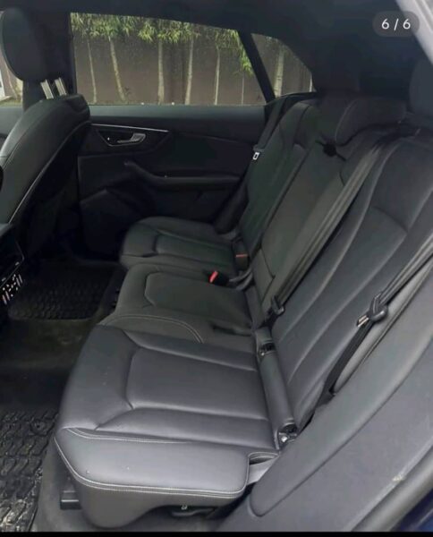 Location d'une AUDI Q8 QUATTRO S-LINE 2020