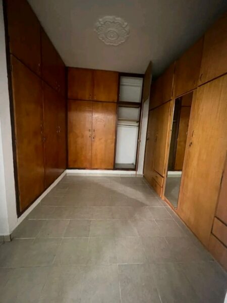 Location d'une Villa Duplex de 6 pièces