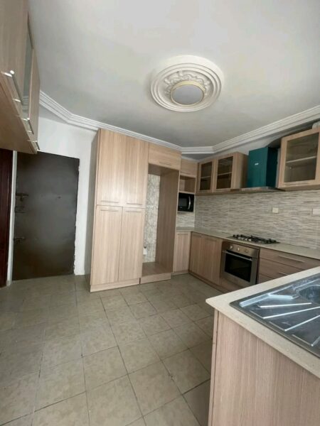 Location d'une Villa Duplex de 6 pièces