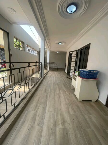 Location d'une Villa Duplex de 6 pièces