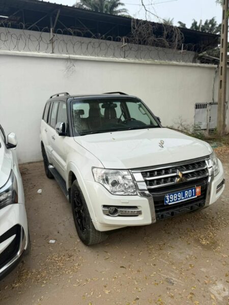 Location d'une Mitsubishi Pajero