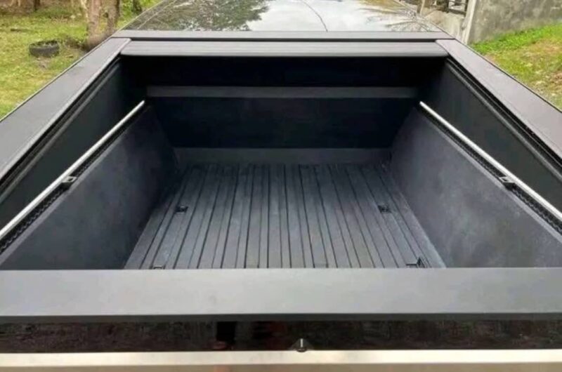 Location de Cybertruck Tesla sur Abidjan