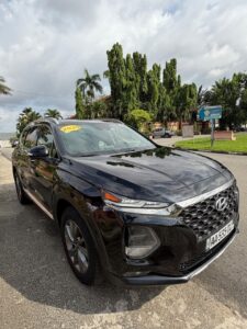 Location d'une Hyundai Santafe sur Abidjan