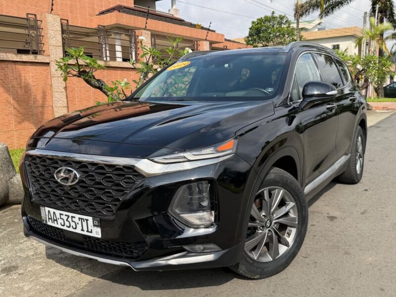 Location d'une Hyundai Santafe sur Abidjan