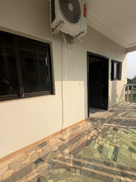 Location d'appartement 2 pièces sur Grand Bassam