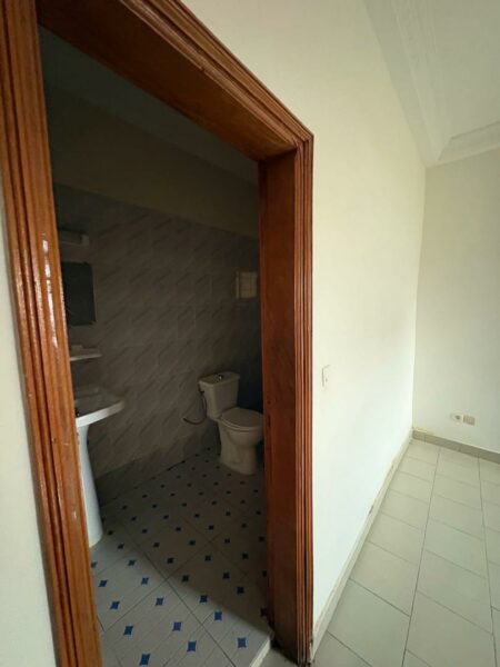 Location d'appartement de 3 pièces à louer sur Grand Bassam