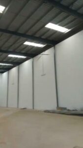 Entrepôt à louer sur Yopougon Zone industrielle