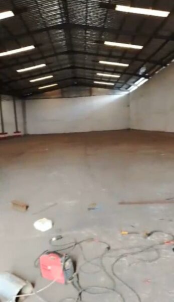 Location d'entrepôt sur Yopougon