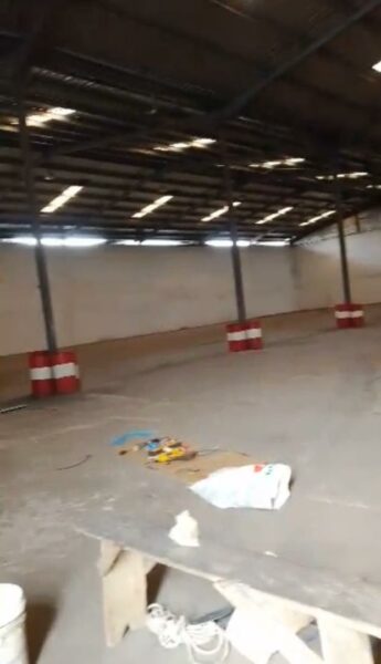 Location d'entrepôt sur Yopougon