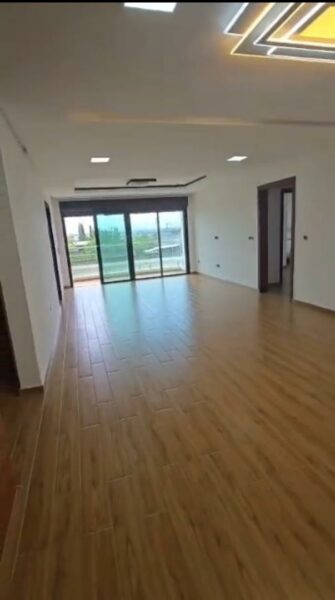 Location d'un appartement de 4 pièces sur Cocody Berverly