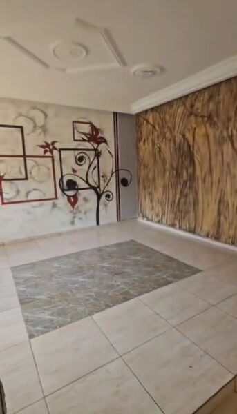 Location d'une villa duplex 9 pièces sur Bingerville zone kessé