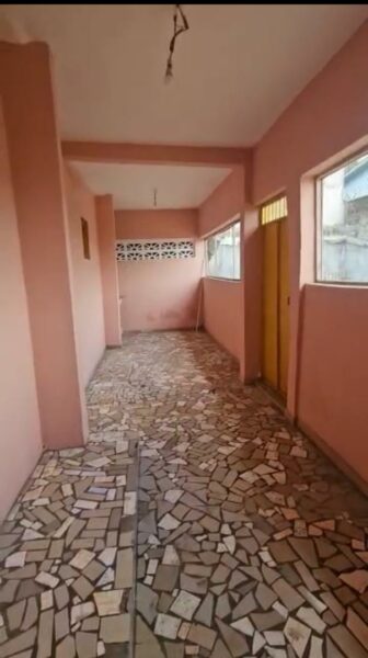 Location d'une villa duplex 9 pièces sur Bingerville zone kessé