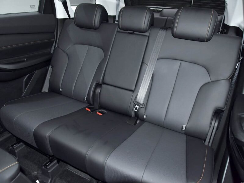 Location d'une Changan CS75 2025 sur Abidjan