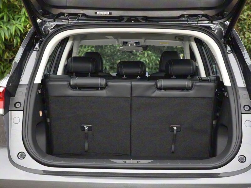 Location d'une Changan CS75 2025 sur Abidjan