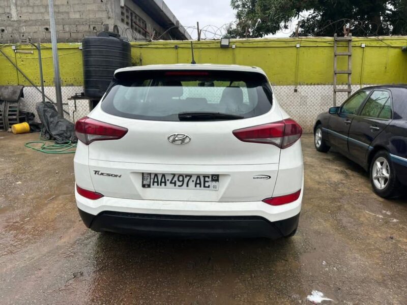 Location d'une Hyundai Tucson sur Abidjan