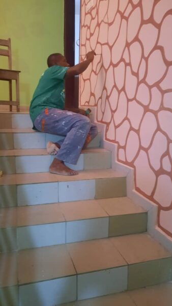 Peintre et décorateur d'intérieur professionnel à vôtre service