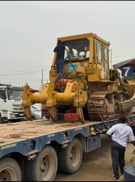 Location de bulldozer Caterpillar sur Abidjan