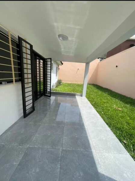 Location d'une villa basse sur Cocody Riviera 3