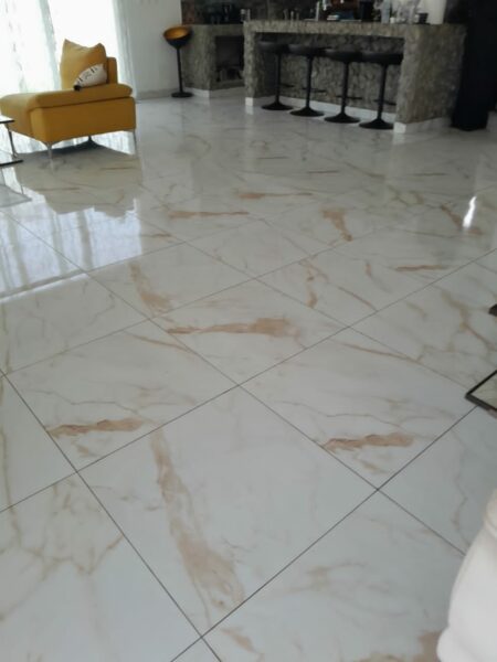 Location d'une Villa duplex de 10 pièces sur 2 plateaux