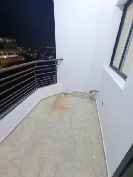 Location d'un appartement de 4 pièces sur bingerville
