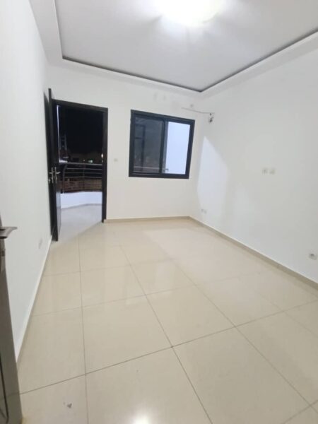 Location d'un appartement de 4 pièces sur bingerville